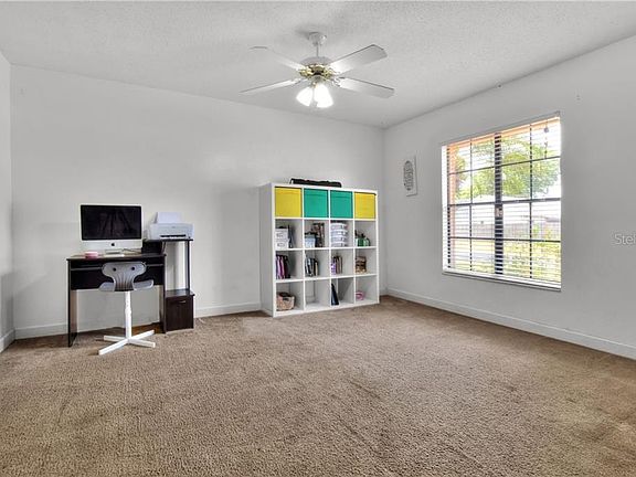 4th image of 1405 Peachfield Dr