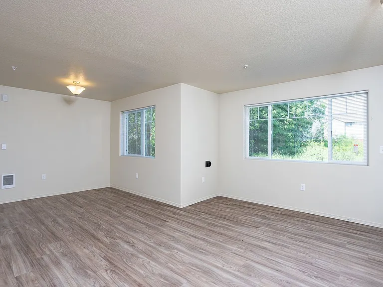 Live where you love at Edgewater Apartments — Photo 25