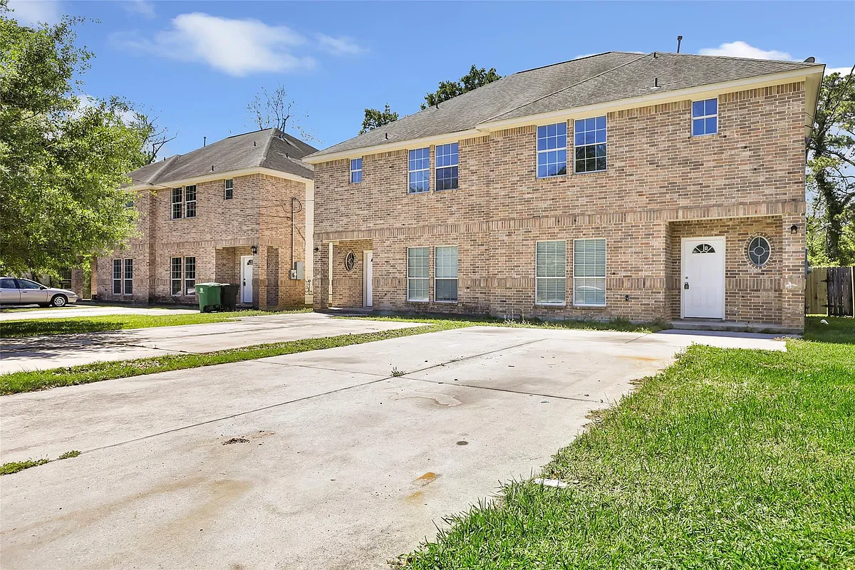 Building Photo - 10445 Wicklowe St #1