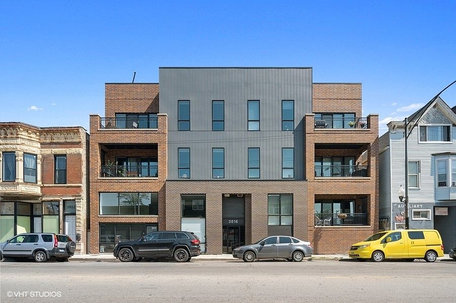 1st image of 3016 W Belmont Ave Unit 2W