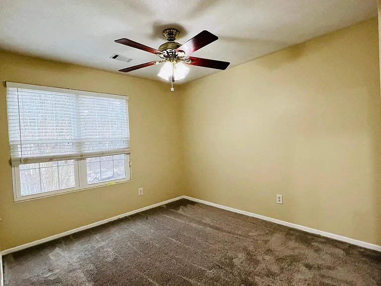 11180 Bramshill Dr — Photo 9