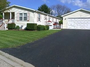 605 Mohawk Trl, Marengo, IL 60152