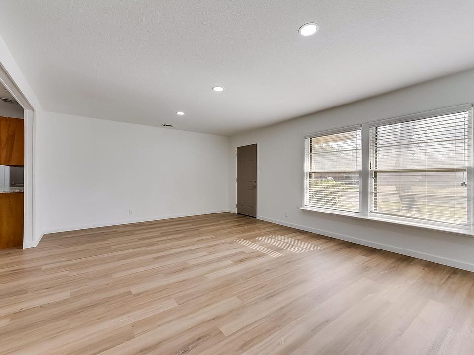 1st image of 10249 San Lorenzo Ave