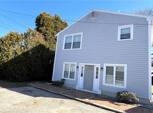 22 Wilson Dr, Narragansett, RI 02882