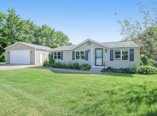 91681 31st St, Lawton, MI 49065