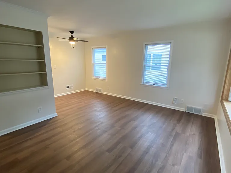 1720 Quentin Ave — Photo 4
