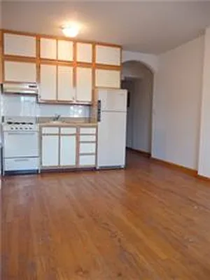 Rented by Veracity NYC LLC | media 37