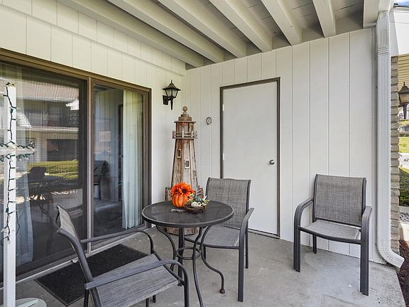 3rd image of 1419 Sun Valley DRIVE #101