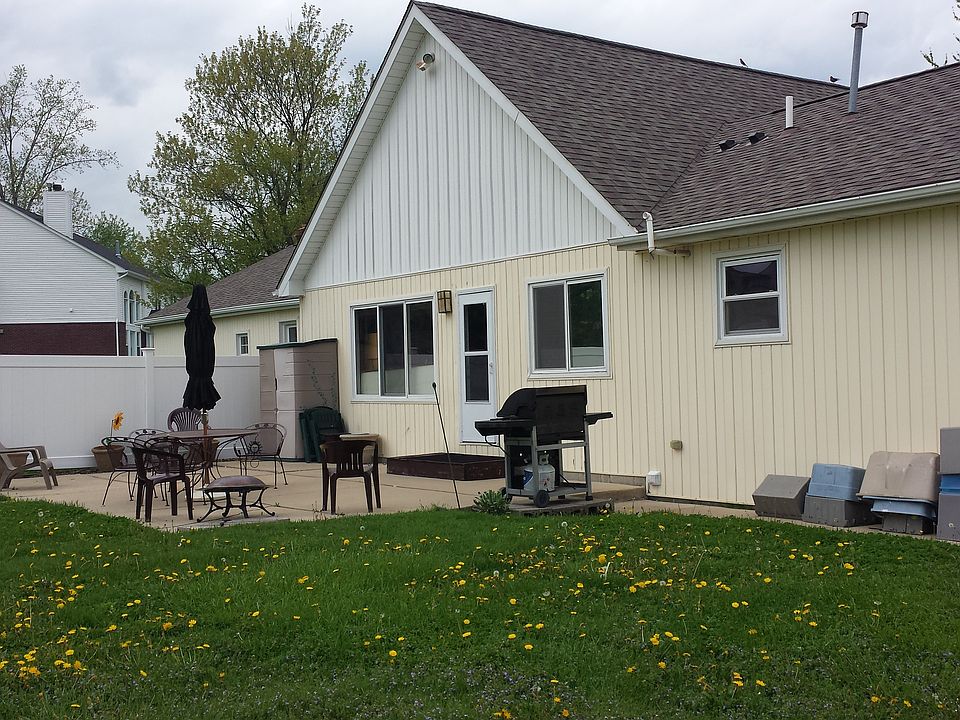 2nd image of 7040 25 Mile Road