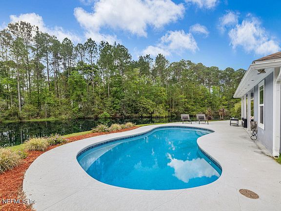 3rd image of 5392 HERONVIEW Court