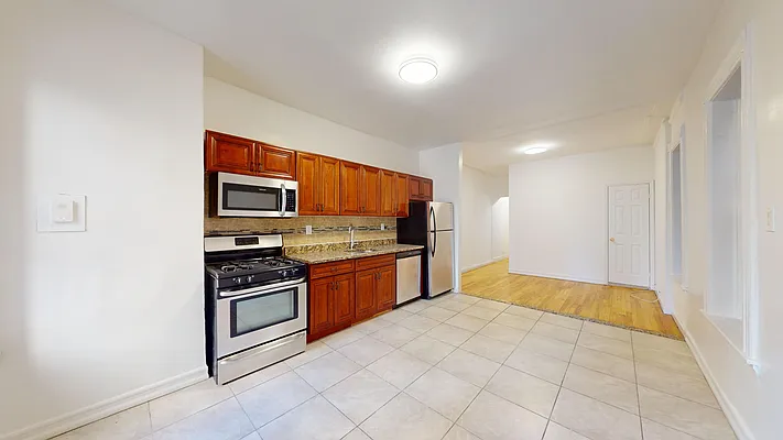 Rented by Bond New York | media 5