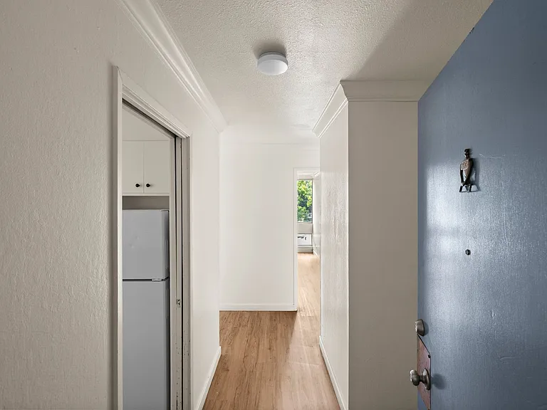2467 Warring St — Photo 26