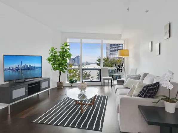 77 Hudson St APT 1208, Jersey City, NJ 07302