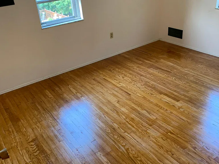 8811 Breezewood Dr — Photo 11