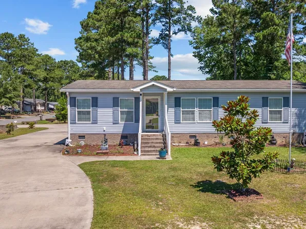 1006 SW Palm Ct., Carolina Shores, SC 28467