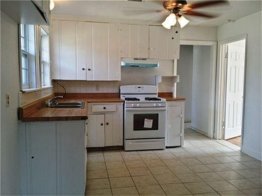 5th image of 2501 Huntington Dr
