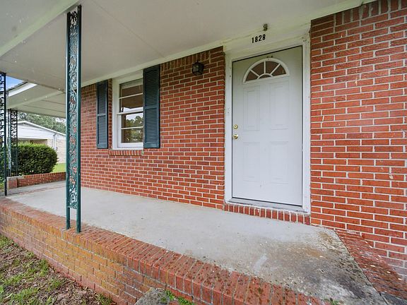 4th image of 1828 Dellwood Dr