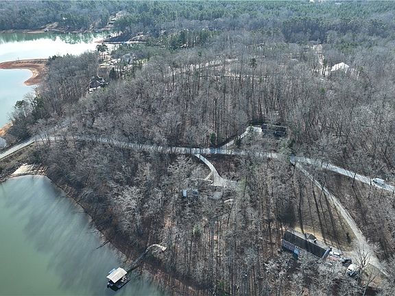 3rd image of 815 Cartee Rd