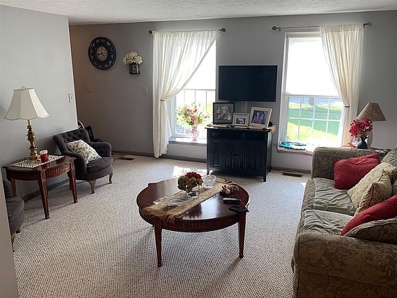 4th image of 269 Yorkshire Dr