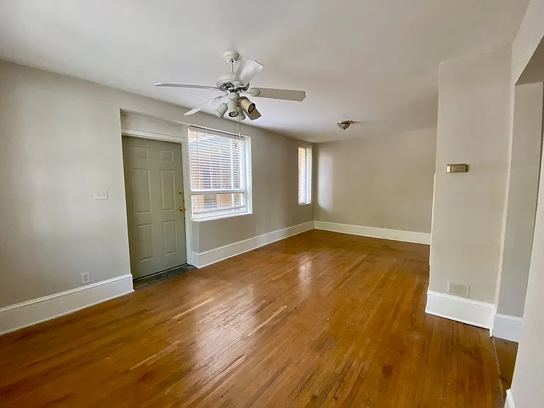 Andrews Court — Photo 24