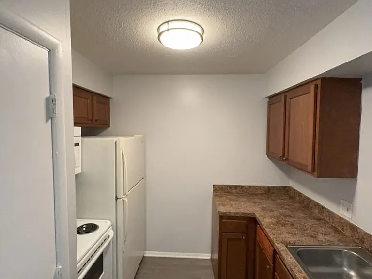 1540 Brooke Park Dr, Toledo OH 43612 — Photo 9