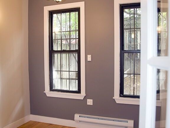 4th image of 1420 Dekalb Ave #2RR