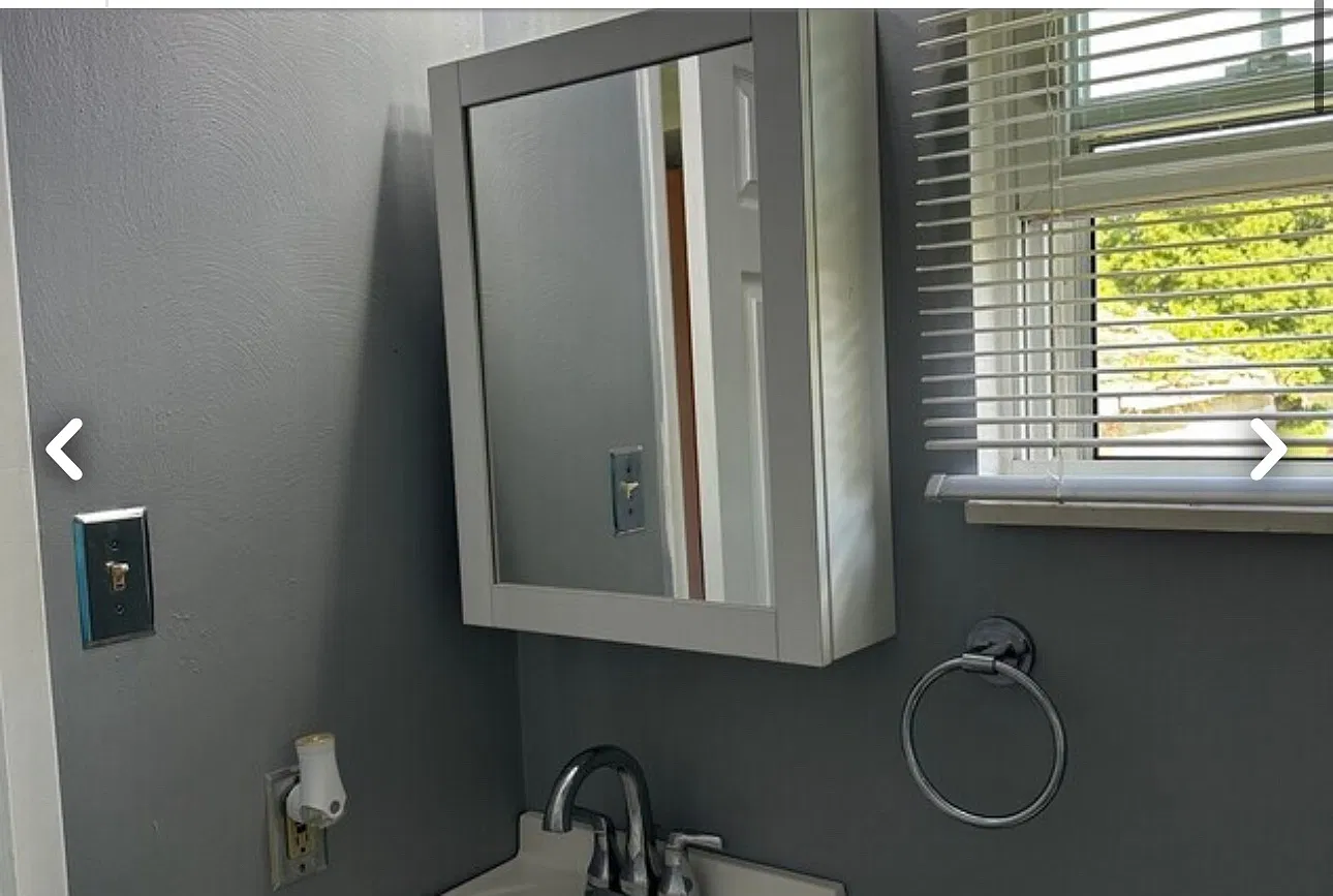 2 bed, 840 sqft, $1,200 — Photo 3
