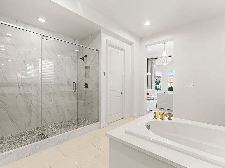 103 Whiteplume — Photo 11