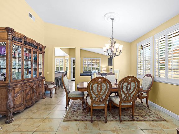 5th image of 1590 Manor Ln