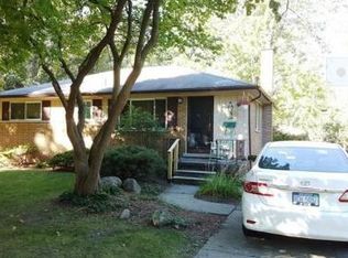 220 S Helen Ave, Rochester Hills, MI 48307