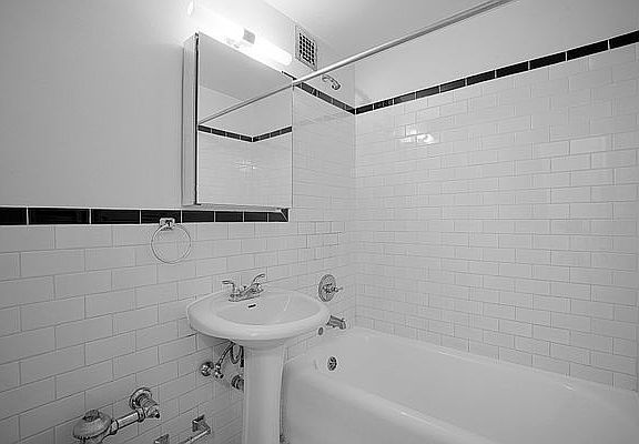 2nd image of 310 E 44th St APT 1407