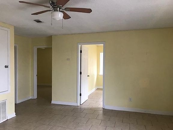 3rd image of 203 9th Ave #8