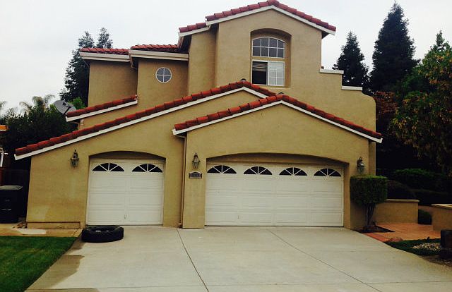 1st image of 15710 La Tierra Dr