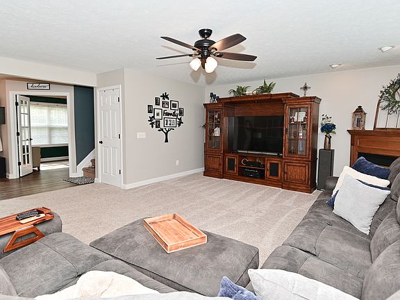 5th image of 1744 Salina Dr