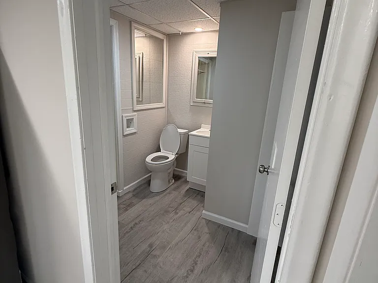 10 W Burdick St #A — Photo 3