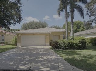4390 NW 41st Pl, Pompano Beach, FL 33073