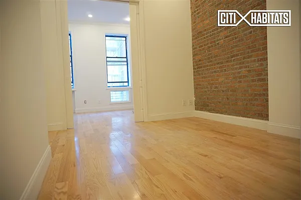 Rented by Citi Habitats | media 9