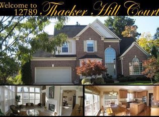 12789 Thacker Hill Ct, Herndon, VA 20171