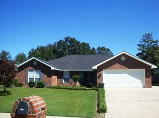 8565 Sterling Dr, Mobile, AL 36695