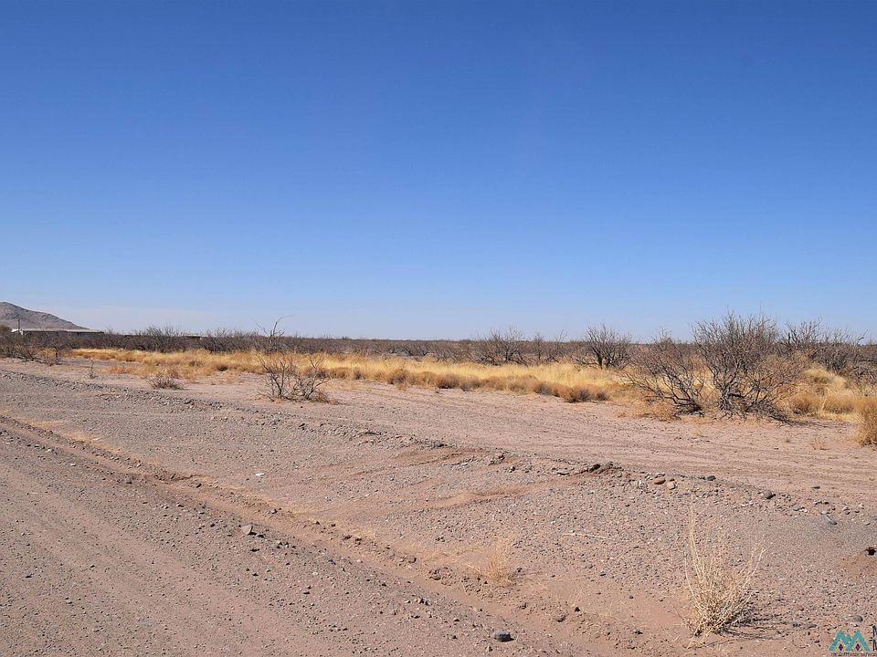 1st image of Alamosa Rd SE Lot 6