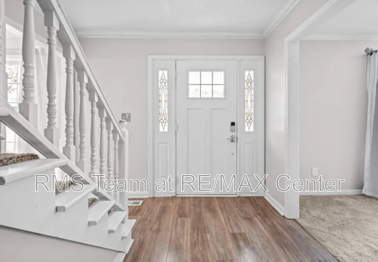 320 Saint Simons Cv — Photo 4