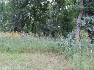 52 Solon Rd, Solon, IA 52333