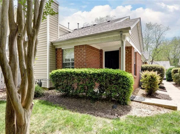 703 Westgate Cir, Williamsburg, VA 23185