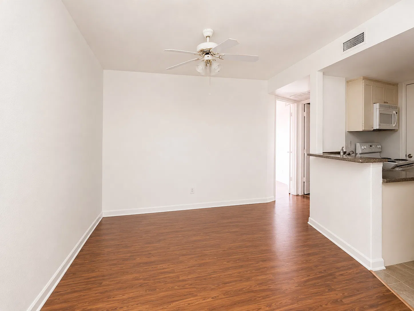 10811 Richmond Avenue #30 - 30 — Photo 4
