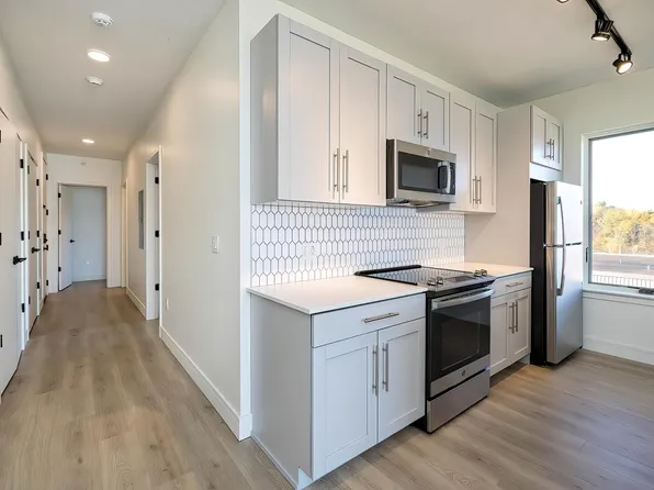 Lakehouse Luxury Apartments