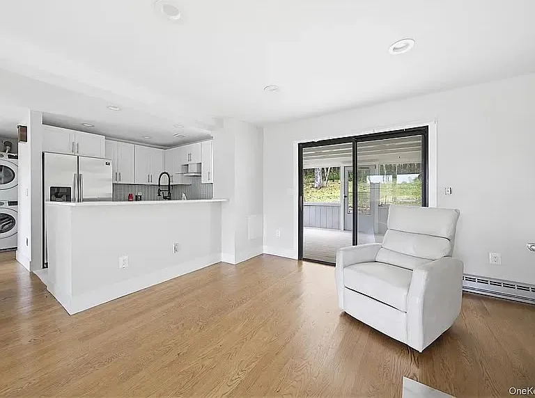 38 Marjorie Dr #1 — Photo 18