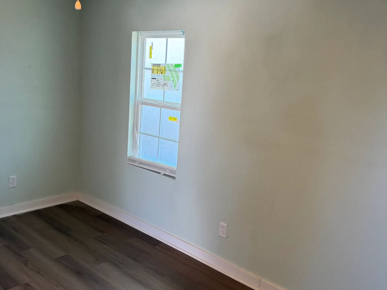 1 bed, 600 sqft, $995 — Photo 2