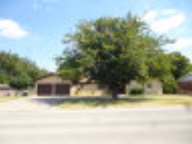 1st image of 2904 El Paso Ave
