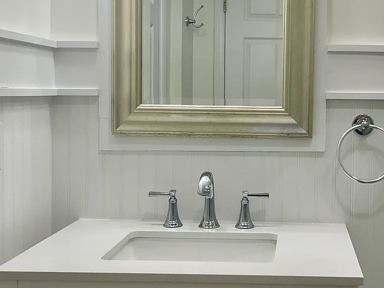 2501 Roswell Ave #105 — Photo 7