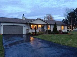 103 Willow Run Dr, Butler, PA 16001